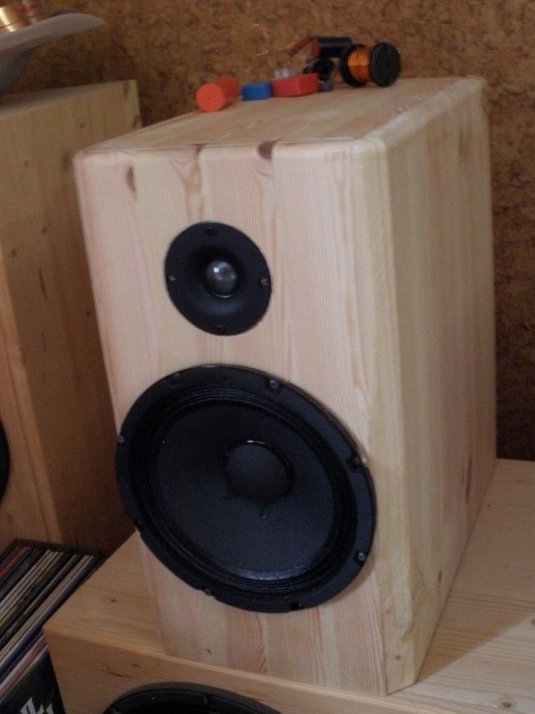 fane8-box.JPG