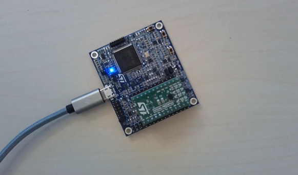 Figure 4: ProfiMEMS STEVAL-MKI109V3 board connected to the PC via USB