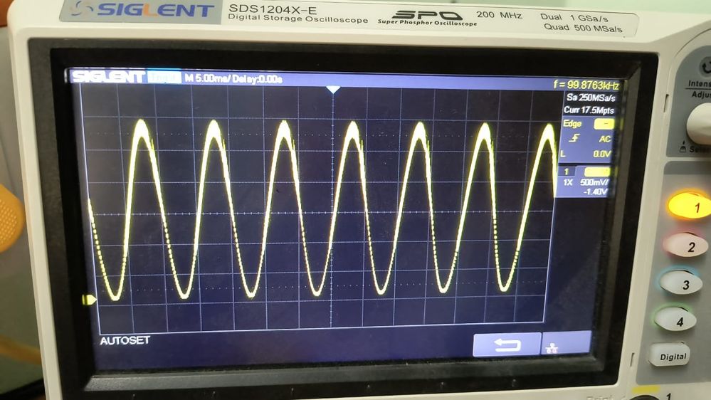 internal DAC output waves