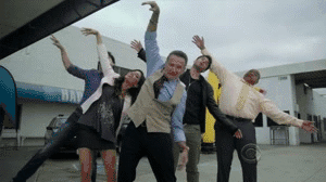 funny-gifs-when-your-boss-is-not-around(1).gif